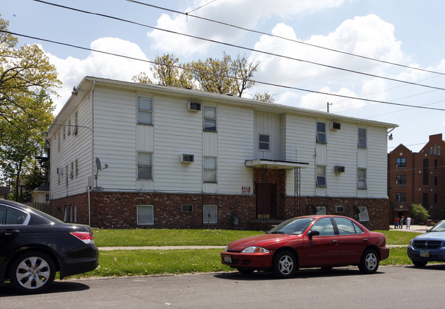 Youngstown State University Student Apartment in Youngstown, OH - Building Photo - Building Photo