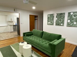 419 E Locust St in Rome, NY - Foto de edificio - Building Photo