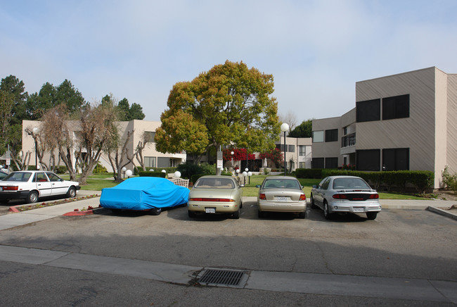 Ponderosa Village in Camarillo, CA - Building Photo - Building Photo