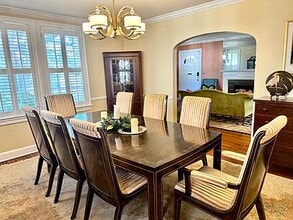 525 E 52nd St in Savannah, GA - Building Photo - Building Photo