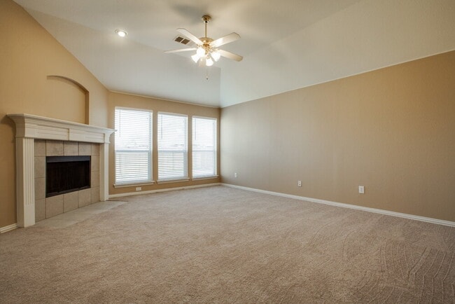 125 Hickman St in Cedar Hill, TX - Building Photo - Building Photo