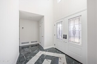 5718 Ostin Ave in Los Angeles, CA - Building Photo - Building Photo