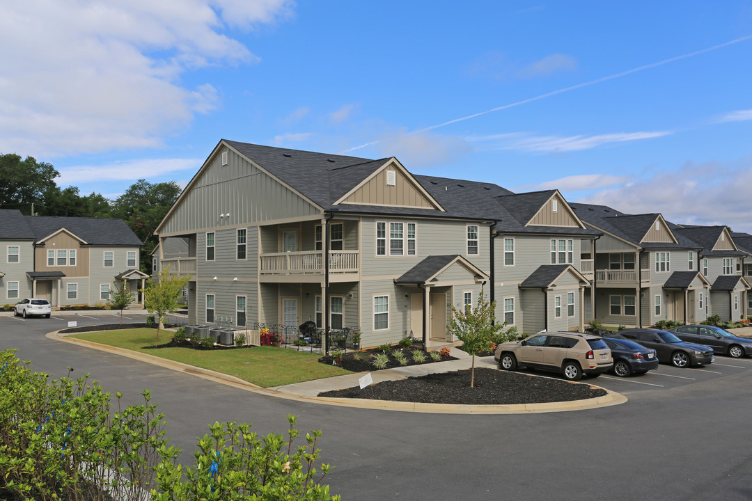 Joiner Crossing Apartments in Grovetown, GA - Building Photo