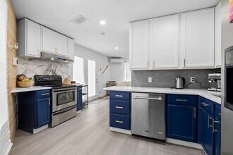 1902 Whitebead Trail in Austin, TX - Building Photo - Building Photo