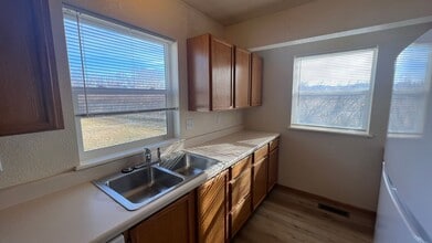 2411 Daws Dr in Bozeman, MT - Building Photo - Building Photo