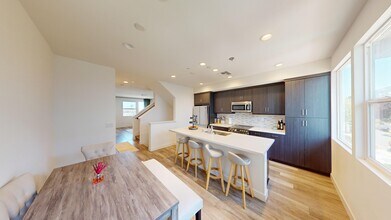 1333 Pullman Way in Oakland, CA - Building Photo - Building Photo