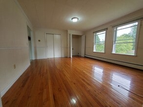 77 Joseph St in Derby, VT - Building Photo - Building Photo