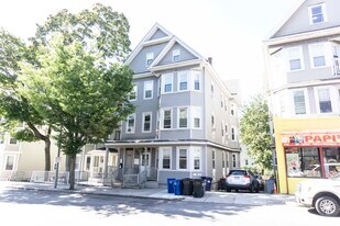 3147-3149 Washington St. Unit 1, Unit 1 in Boston, MA - Building Photo