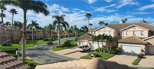 property at 13841 Lake Mahogany Blvd