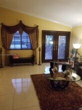 12359 NW 98th Pl in Hialeah Gardens, FL - Building Photo - Building Photo