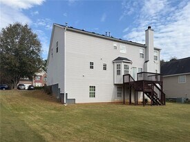 3998 Oak Crossing Dr NE in Suwanee, GA - Building Photo