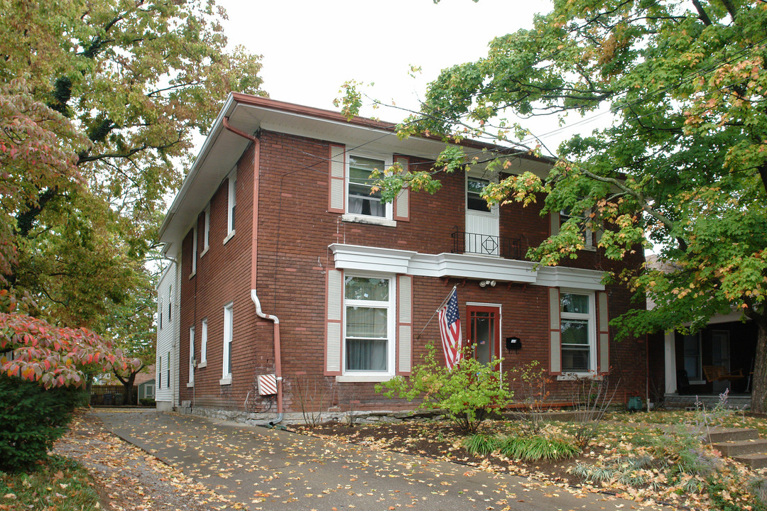 154 Bonnie Brae Dr in Lexington, KY - Foto de edificio