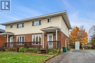 1675 Baseline Rd in Ottawa, ON - Building Photo