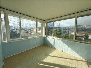 955 14th Ave in Honolulu, HI - Building Photo - Building Photo