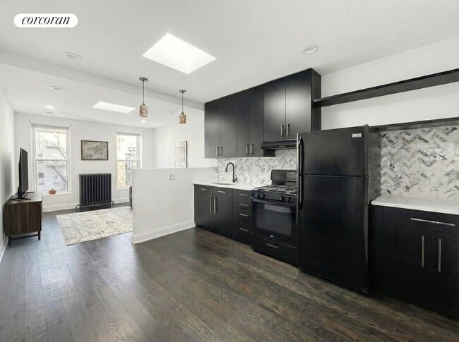 773 Macon St in Brooklyn, NY - Foto de edificio - Building Photo