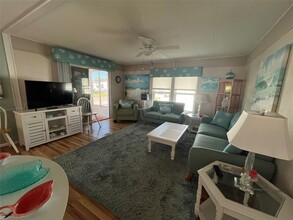 700 Fairmount Dr in North Port, FL - Building Photo - Building Photo