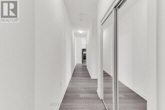 460 Dundas St E in Hamilton, ON - Building Photo - Building Photo