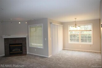 2868 Barclay Way in Ann Arbor, MI - Building Photo - Building Photo