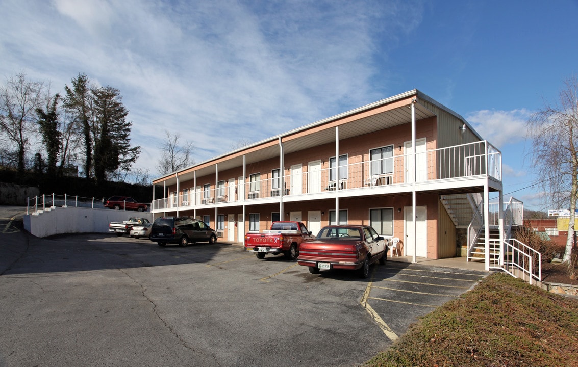 215 Race St in Kingston, TN - Building Photo