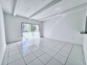 2580 NW 56th Ave, Unit 500-412 in Lauderhill, FL - Building Photo - Building Photo