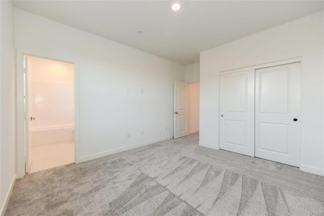 415 Palermo in Lake Forest, CA - Building Photo - Building Photo