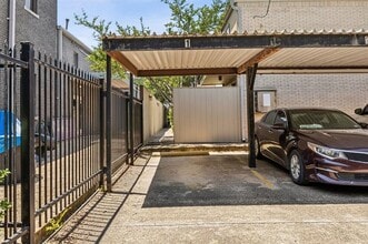 4320 Cole Ave in Dallas, TX - Building Photo - Building Photo