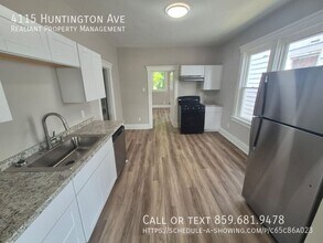 4115 Huntington Ave in Covington, KY - Foto de edificio - Building Photo