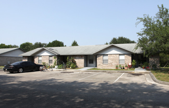 Summer Glen Apartments in Immokalee, FL - Foto de edificio - Building Photo