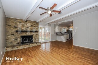 3817 Wren Ave in Fort Worth, TX - Building Photo - Building Photo