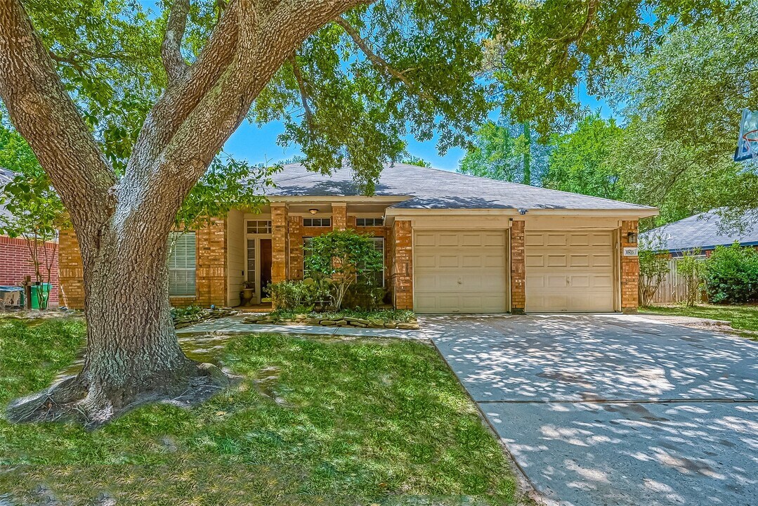 1803 Moston Dr in Spring, TX - Building Photo