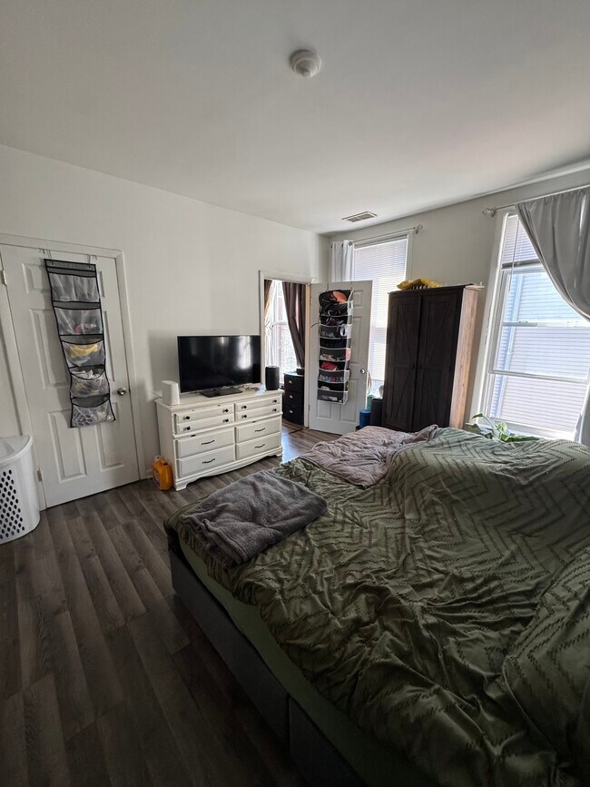 1929 N Sheffield Ave in Chicago, IL - Building Photo - Building Photo