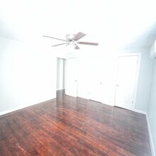 5404 Pease St-Unit -2 in Houston, TX - Building Photo - Building Photo