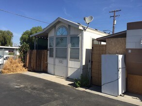 Cozy Trailer Court in Hemet, CA - Building Photo - Building Photo