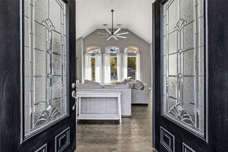 11601 King George Ct in Montgomery, TX - Building Photo - Building Photo