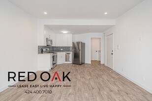 519 Westmoreland Ave in Los Angeles, CA - Building Photo