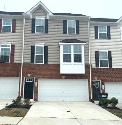 505 Rising Sun Rd in Fredericksburg, VA - Building Photo