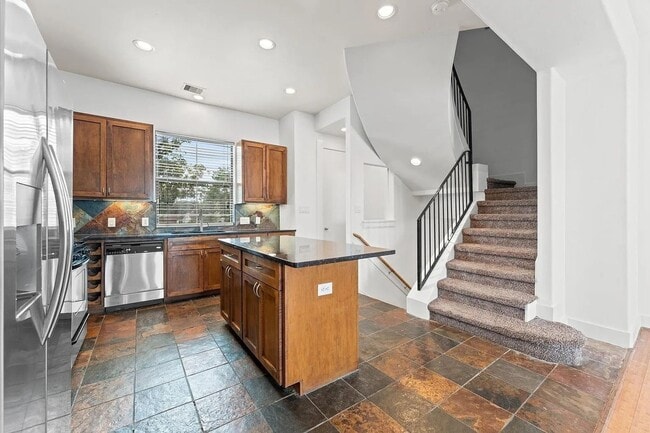 2034 Tuam St in Houston, TX - Building Photo - Building Photo