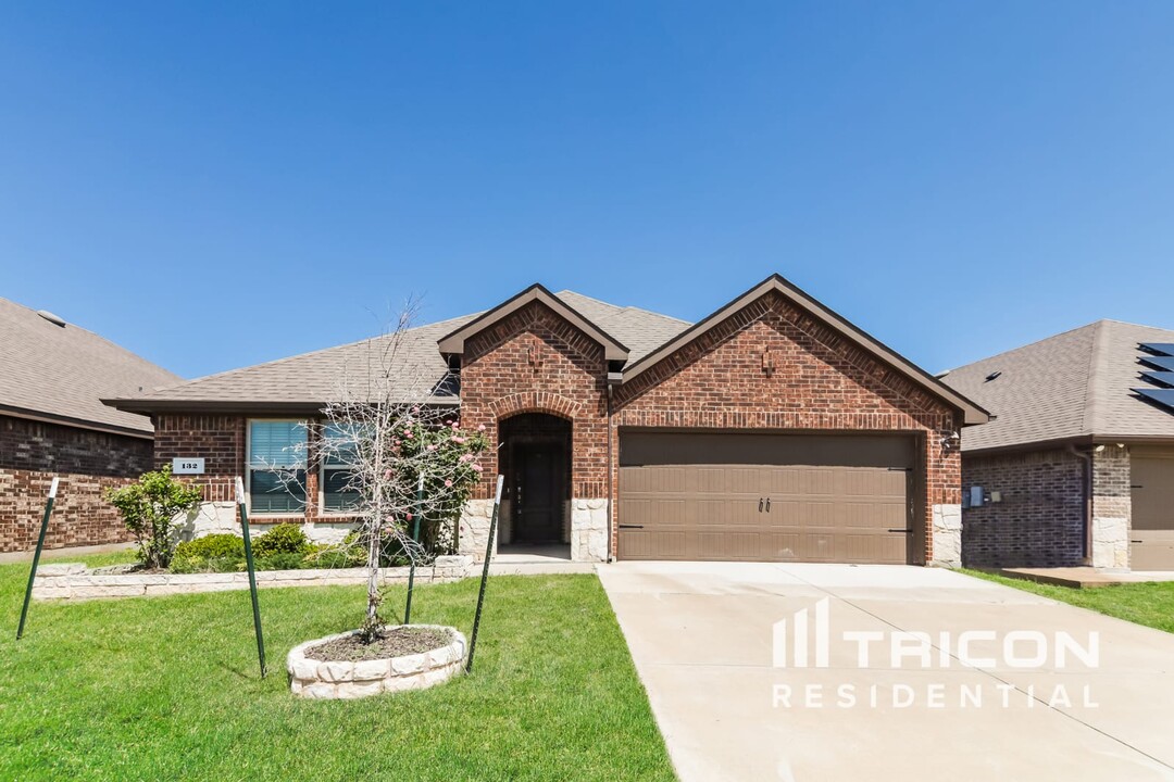 132 Newsom Dr in Royse City, TX - Building Photo