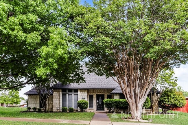 property at 4110 Rustic Ln