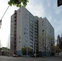Olive Plaza in Eugene, OR - Building Photo