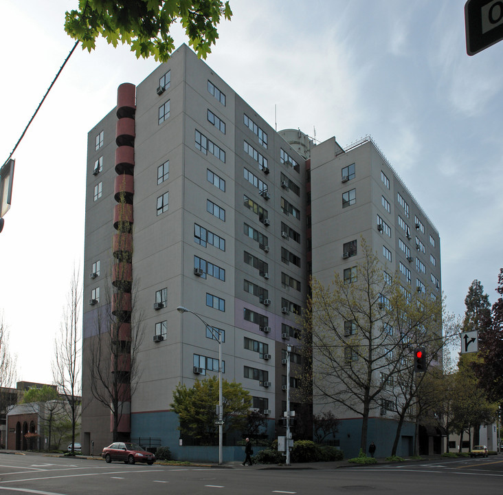 Olive Plaza in Eugene, OR - Foto de edificio