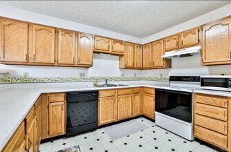 4676 Court Yard Dr, Unit 4676 Courtyard dr in Mason, OH - Building Photo - Building Photo