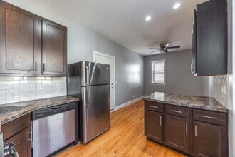 4443 N Sheridan Rd, Unit 3 in Chicago, IL - Building Photo - Building Photo