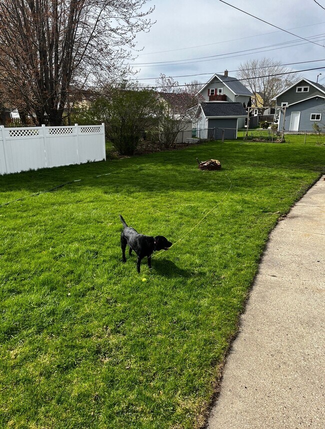 257 Ledgeview Ave, Unit 257 Ledgeview - Upper 2bd in Fond du Lac, WI - Building Photo - Building Photo