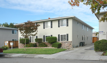 1379 Reeve St in Santa Clara, CA - Foto de edificio - Building Photo