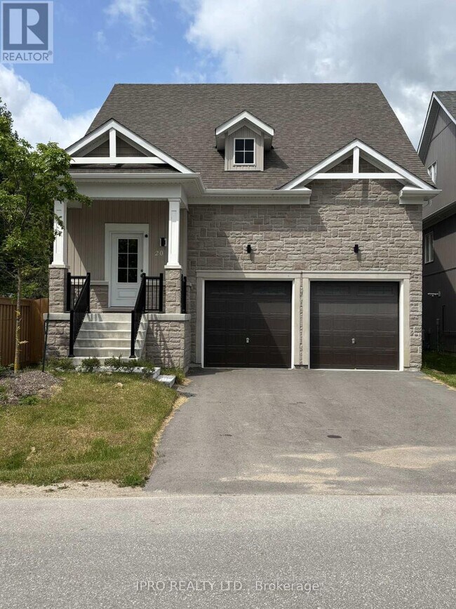 20 62nd St S in Wasaga Beach, ON - Building Photo - Building Photo