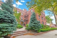 139-06 Pershing Crescent