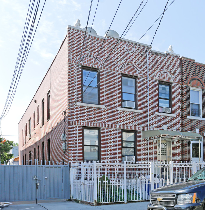 10840 38th Ave in Flushing, NY - Building Photo