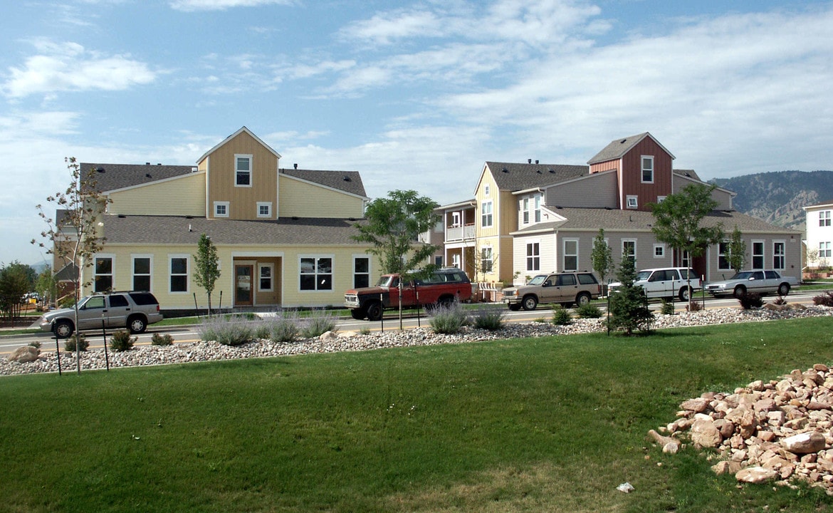 Dignity Care in Boulder, CO - Foto de edificio