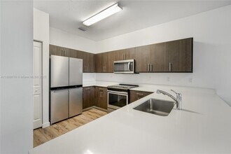 15500 SW 136th St in Miami, FL - Building Photo - Building Photo